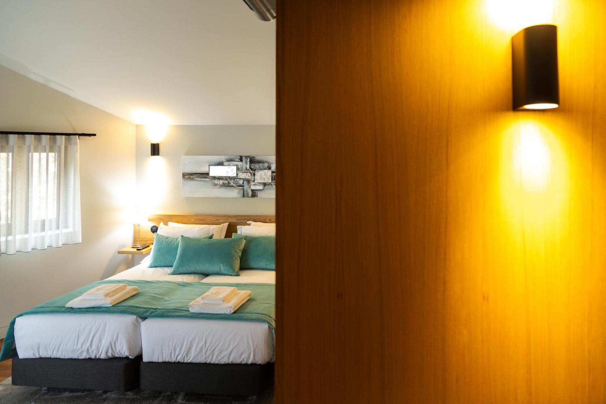 Fervenca Suites Vila Nova de Gaia Exterior photo