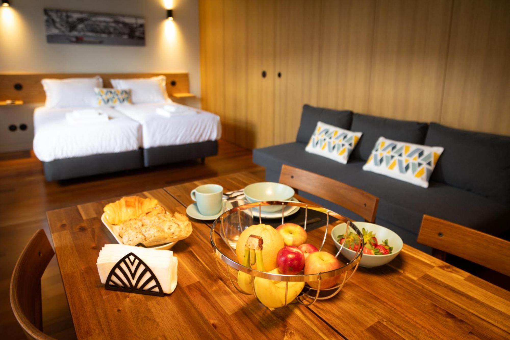 Fervenca Suites Vila Nova de Gaia Exterior photo