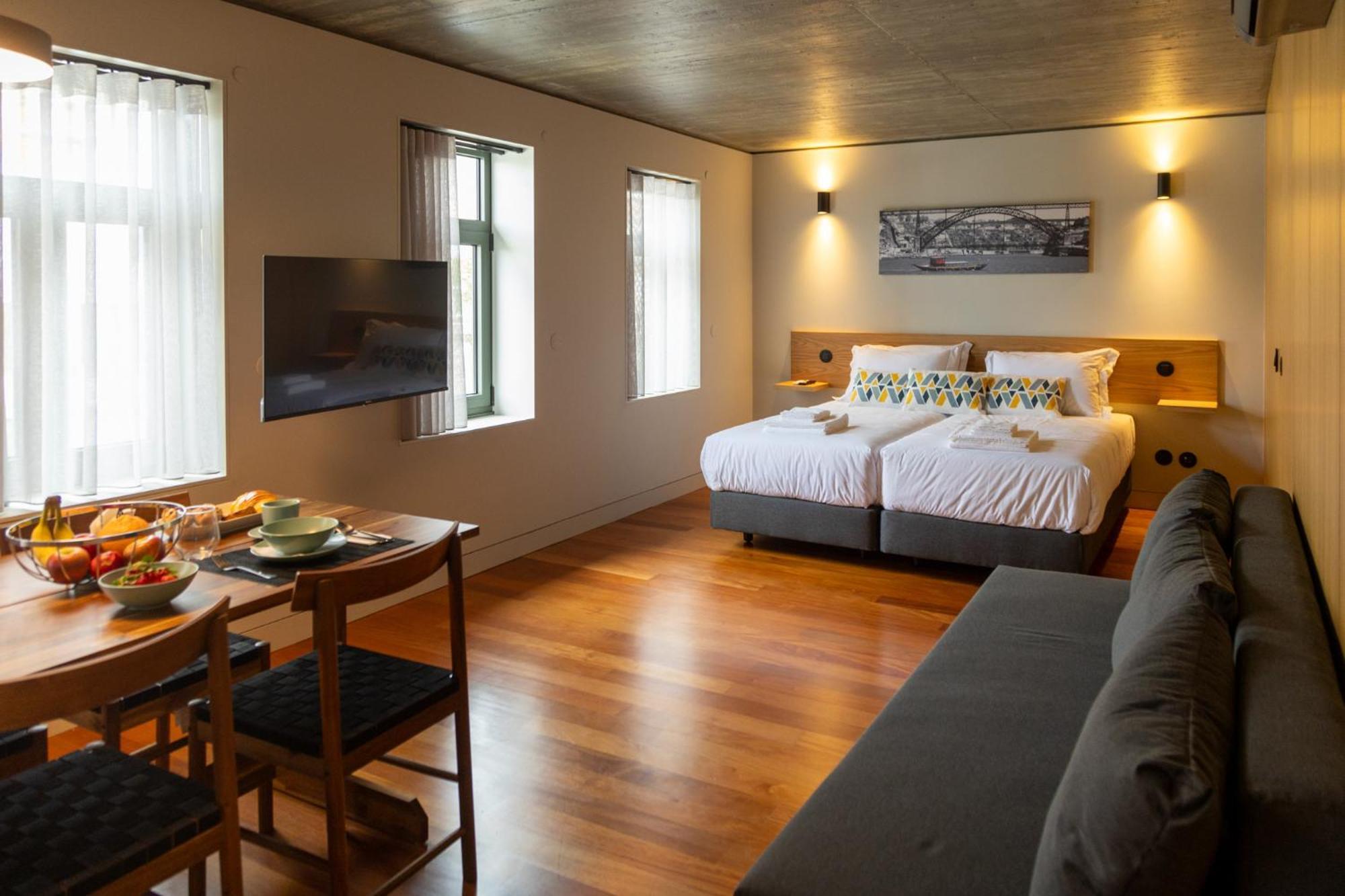 Fervenca Suites Vila Nova de Gaia Exterior photo